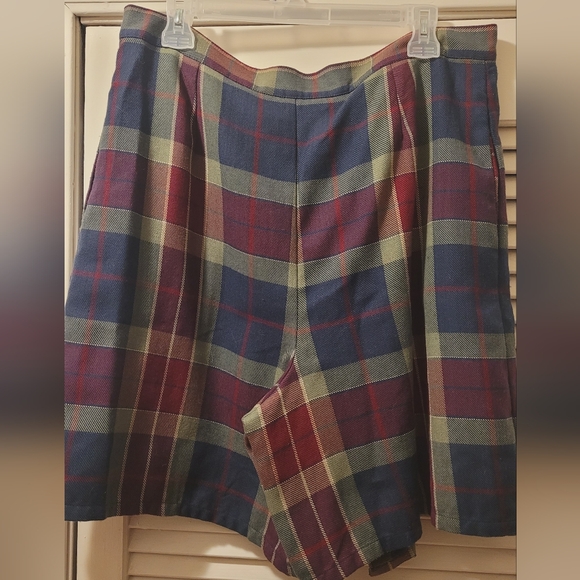 Plaid Skort by White Stag size 16 - Picture 2 of 4